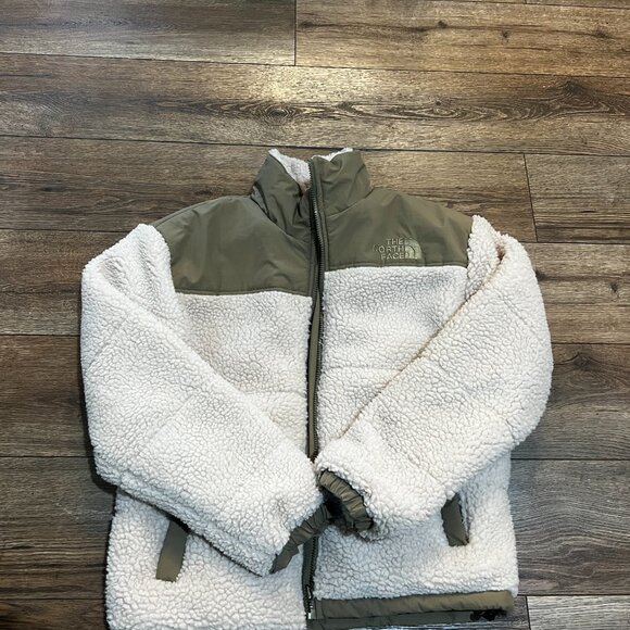 The North Face Men's Reversible Sherpa Lined Full Zip Jacket - Picture 1 of 9